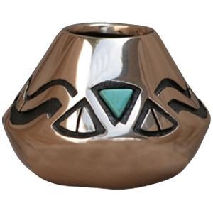 Yareli Bronze Urn
